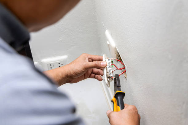 Best Emergency Electrical Repair  in Brooksville, FL